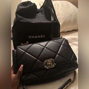 COPY - Lambskin Medium Chanel